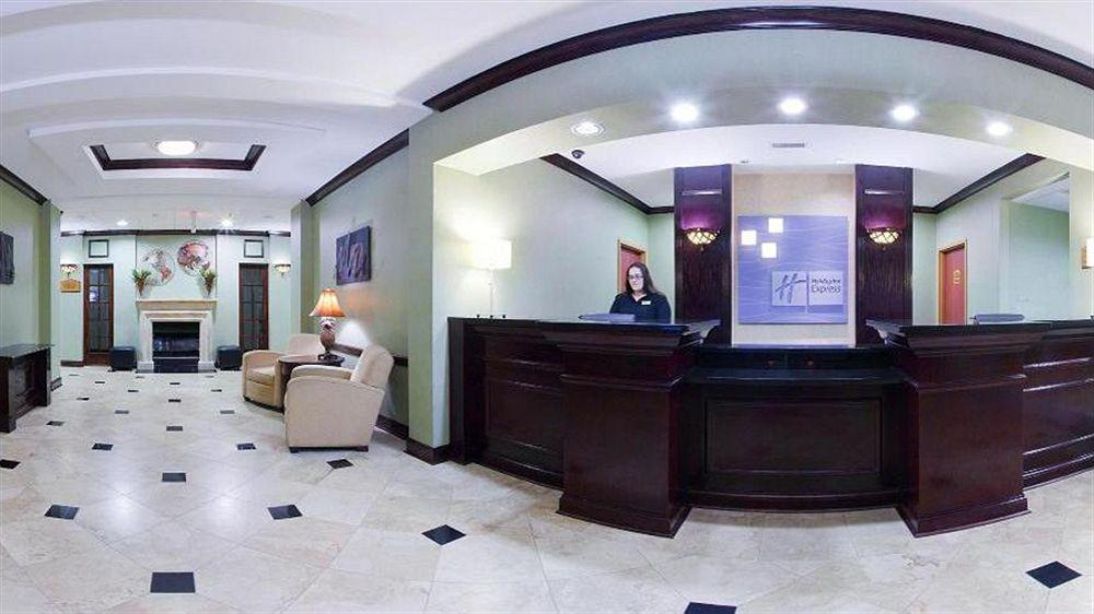 Holiday Inn Express Hotel & Suites Athens By Ihg Eksteriør billede
