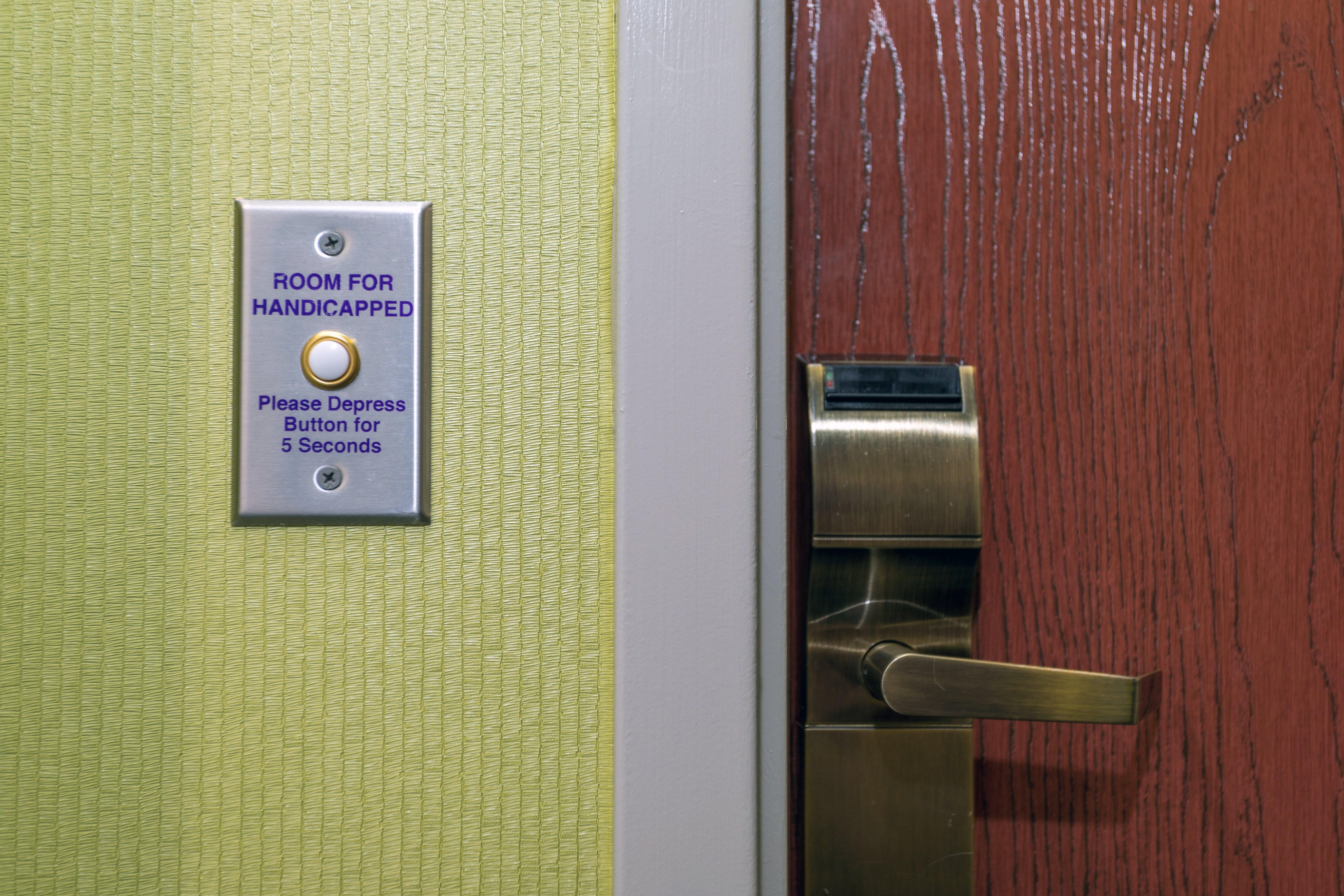 Holiday Inn Express Hotel & Suites Athens By Ihg Eksteriør billede