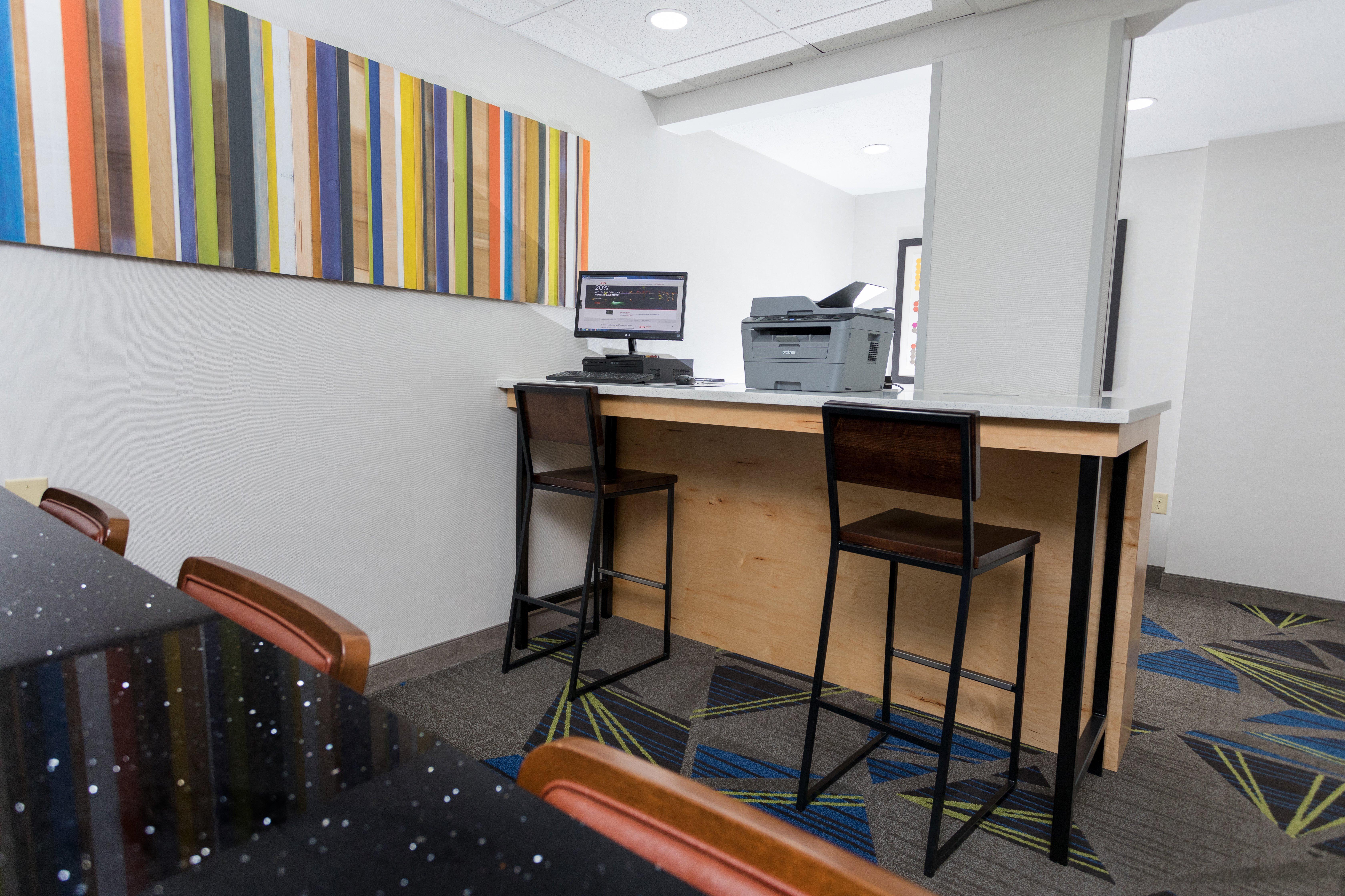 Holiday Inn Express Hotel & Suites Athens By Ihg Eksteriør billede