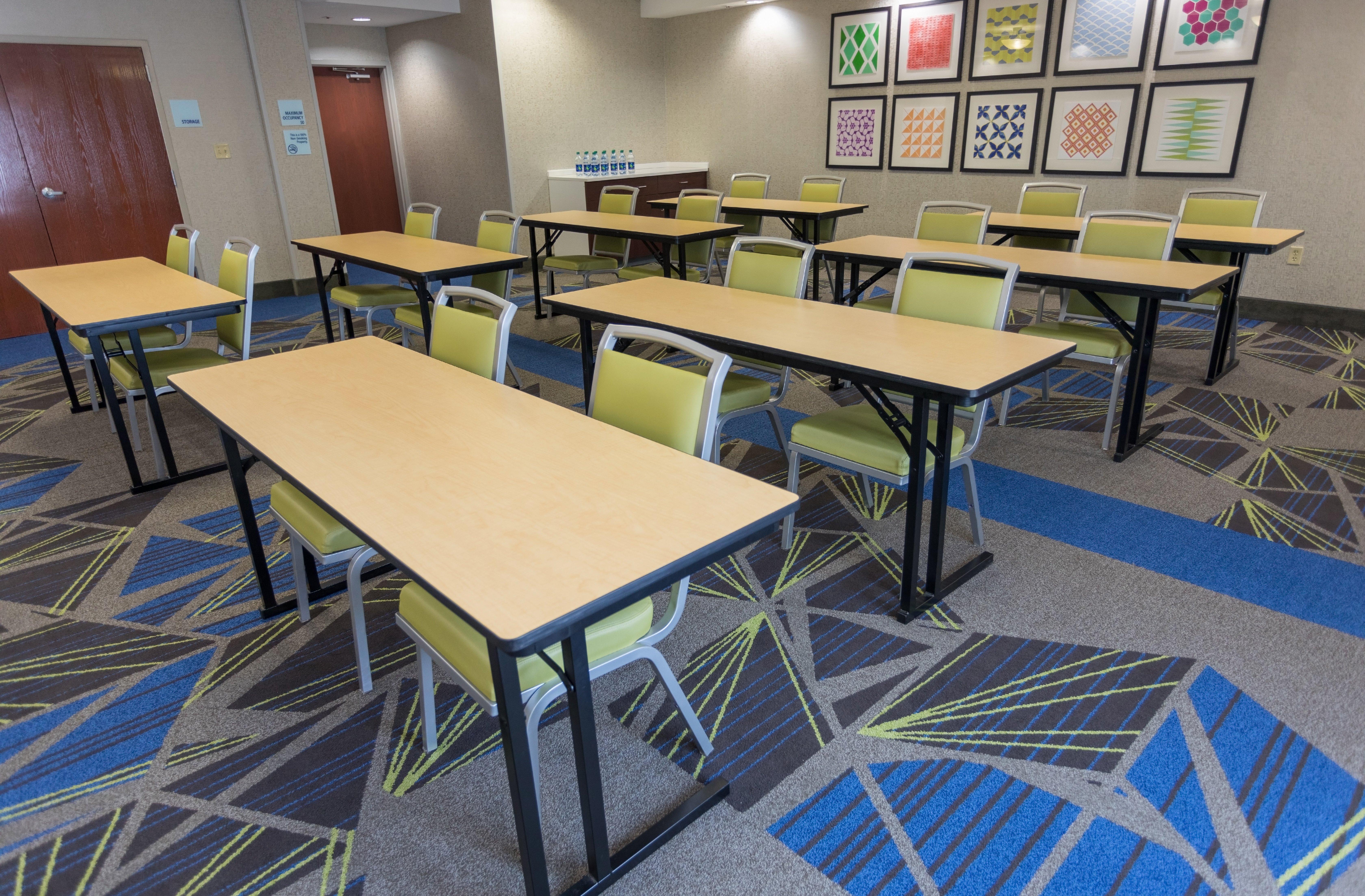 Holiday Inn Express Hotel & Suites Athens By Ihg Eksteriør billede
