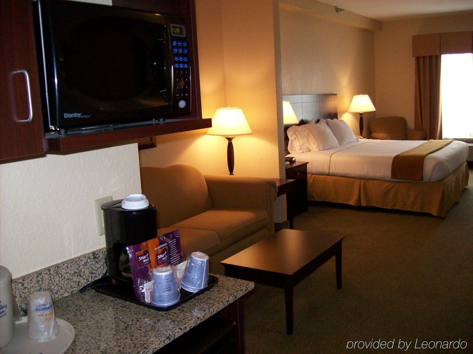 Holiday Inn Express Hotel & Suites Athens By Ihg Værelse billede