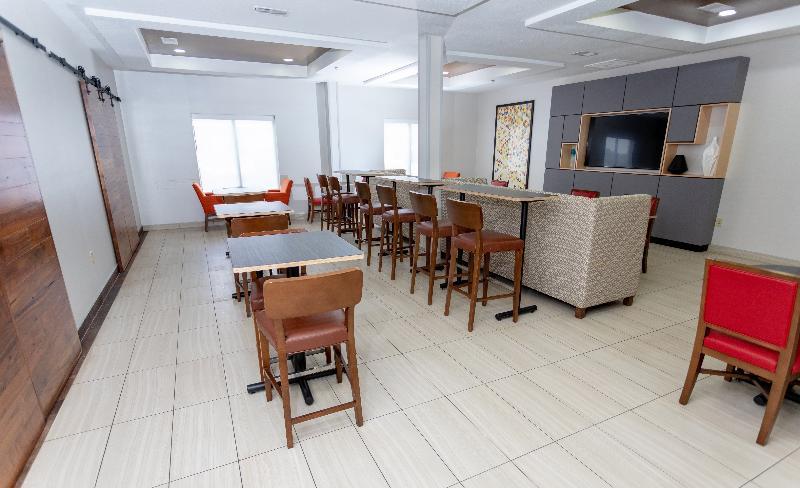 Holiday Inn Express Hotel & Suites Athens By Ihg Eksteriør billede